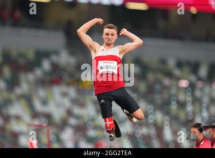 28 agosto 2021: Daniel Wagner dalla Danimarca al salto lungo durante l'atletica al Tokyo Paralympics, Stadio Olimpico di Tokyo, Tokyo, Giappone. Prezzo Kim/CSM Foto Stock