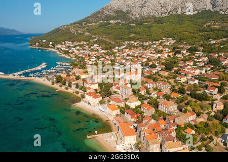 Veduta aerea della città di Orebić su Pelješac, Croazia Foto Stock