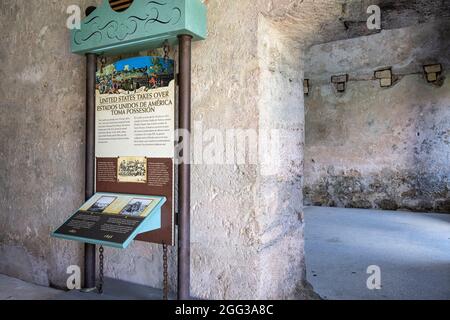 Interno del 17 ° secolo Castillo de San Marcos, il più antico forte in muratura negli Stati Uniti continentali, sulla baia di Matanzas a St. Augustine, Florida. Foto Stock