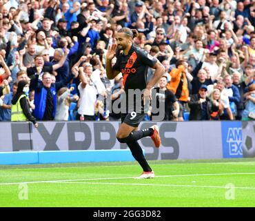 Brighton, Regno Unito. 28 agosto 2021. Dominic Calvert-Lewin di Everton festeggia il suo punteggio di penalità facendo il punteggio 2-0 durante la partita della Premier League tra Brighton & Hove Albion ed Everton all'Amex il 28 agosto 2021 a Brighton, Inghilterra. (Foto di Jeff Mood/phcimages.com) Credit: PHC Images/Alamy Live News Credit: PHC Images/Alamy Live News Foto Stock