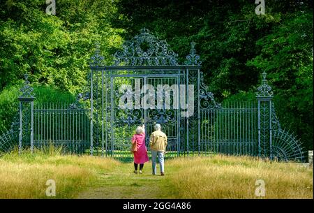 Petworth House National Trust Proprietà e proprietà in West Sussex nel Regno Unito. 2021 Foto Stock