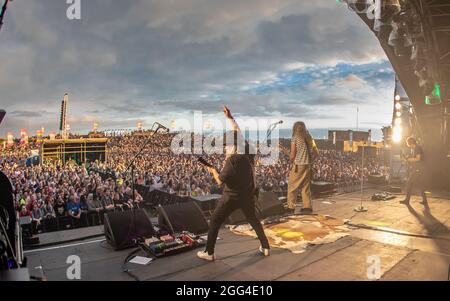 Reef al Victorious Festival 2021, Portsmouth, Hampshire, Regno Unito. 28 agosto 2021. Credit: Charlie Raven/Alamy Live News Foto Stock