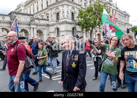 Il movimento dei veterani dell'Irlanda del Nord alla Giornata nazionale di protesta dei veterani si riunisce per protestare contro il loro trattamento da parte dei governi britannici successivi Foto Stock