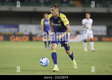 Ivan Ilic - Hellas Verona - durante Hellas Verona FC vs Inter - FC Internazionale, Campionato Italiano di calcio A Verona, Italia, Agosto 27 2021 Foto Stock