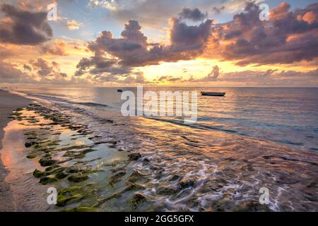 Tramonto in Le Morne Brabant, Mauritius Foto Stock