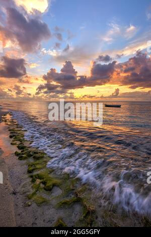 Tramonto in Le Morne Brabant, Mauritius Foto Stock