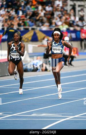 Elaine Thompson-Herah (a sinistra) della Giamaica e Geraldina “Dina” Asher-Smith della Gran Bretagna durante la IAAF Wanda Diamond League, Meeting de Paris Athletics evento il 28 agosto 2021 allo stadio Charlety di Parigi, Francia - Foto Victor Joly / DPPI Foto Stock