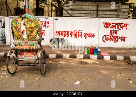 Trasporto tradizionale per strada, questa immagine è stata catturata il 30 marzo 2021, da Dhaka, Bangladesh, Asia meridionale Foto Stock