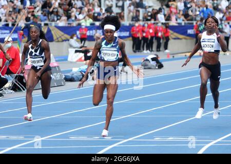 Dina Asher-Smith di Gran Bretagna, Elaine Thompson-Herah di Giamaica e Shericka Jackson di Giamaica durante la IAAF Wanda Diamond League, Meeting de Paris Athletics evento il 28 agosto 2021 allo stadio Charlety di Parigi, Francia - Foto Laurent Lairys / DPPI Foto Stock