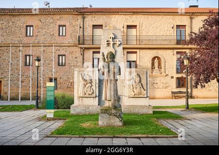 Monumento al pellegrino, Santo Domingo de la Calzada, la Rioja, Spagna, Europa Foto Stock