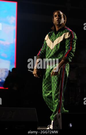 Miramar, Florida, Stati Uniti. 28 agosto 2021. Yotuel in concerto al Miramar Regional Park Amphitheater il 28 agosto 2021. Credit: Majo grossi/Media Punch/Alamy Live News Foto Stock