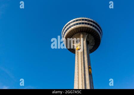 Skylon Tower Revolving Restaurant a Niagara Falls, Ontario, Canada Foto Stock