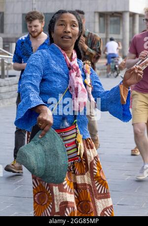 Butetown Carnival Parade 2021, Cardiff, Galles. REGNO UNITO Foto Stock