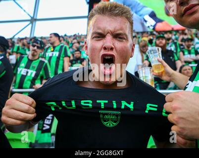 Austin, Texas, Stati Uniti. 29 agosto 2021: I tifosi dell'Austin FC prima dell'inizio di una partita MLS tra l'Austin FC e l'FC Dallas il 29 agosto 2021 ad Austin, Texas. (Credit Image: © Scott Coleman/ZUMA Press Wire) Credit: ZUMA Press, Inc./Alamy Live News Foto Stock