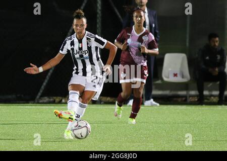 Torino, Italia. 28 agosto 2021. ARIANNA CARUSO (J) durante la Juventus FC vs Calcio Pomigliano, Calcio Italiana Serie A Donne a Torino, Italia, Agosto 28 2021 credito: Agenzia fotografica indipendente/Alamy Live News Foto Stock