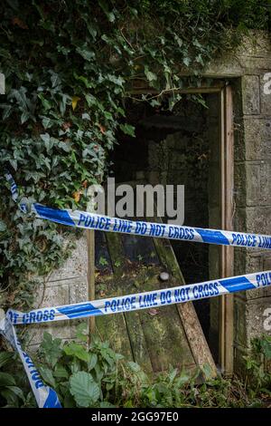 La scena del crimine dilapidato di outbuilding. Foto Stock