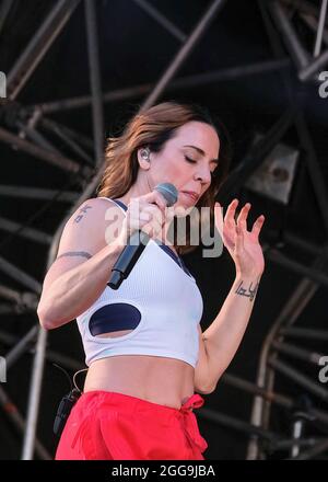 Portsmouth, Regno Unito. 29 agosto 2021. Melanie Jayne Chisholm, meglio conosciuta come Melanie C o Mel C, si esibisce dal vivo sul palco al festival vittorioso. (Foto di Dawn Fletcher-Park/SOPA Images/Sipa USA) Credit: Sipa USA/Alamy Live News Foto Stock