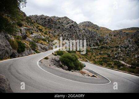 SA Calobra strada a Maiorca, Spagna. Una delle migliori strade del mondo. Foto Stock