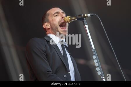 Portsmouth, Regno Unito. 29 agosto 2021. Miles Kane al Victorious Festival 2021, Portsmouth, Hampshire, Regno Unito. 29 ago 2021. Credit: Charlie Raven/Alamy Live News Foto Stock