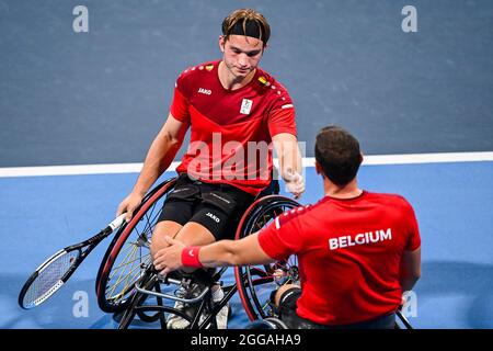 Il tennista belga Jef Vandorpe e il tennista belga Joachim Gerard reagiscono durante una partita di tennis doppia tra il belga Foto Stock