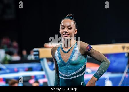 Melbourne, Australia. 15 dicembre 2014. L'australiana Elena Chipizubov è stata vista durante la Melbourne Artistic Gymnastics World Cup alla John Cain Arena. (Foto di Alexander Bogatirev/SOPA Image/Sipa USA) Credit: Sipa USA/Alamy Live News Foto Stock