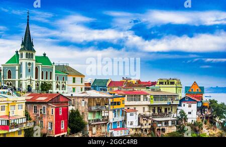 Paesaggio urbano della città storica di Valparaiso Foto Stock