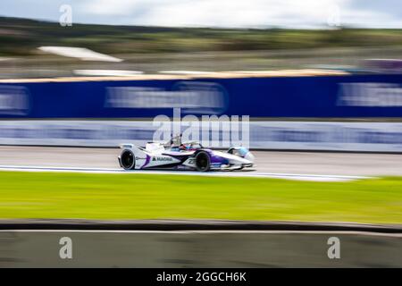 Puebla, Messico - 19 giugno 2021: Autodromo Miguel E. Abed, AIMA, CBMM Niobium Puebla e-Prix. BMW i Andretti Motorsport driver Jake Dennis al n. 27, correndo al turno 05. Al CBMM Niobium Puebla e-Prix. Foto Stock