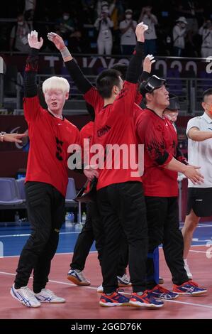 Chiba, Giappone. 31 ago 2021. I giocatori della Cina festeggiano dopo il quarterfinale maschile dell'evento di pallamano tra Cina e Giappone ai Giochi Paralimpici di Tokyo 2020 a Chiba, Giappone, 31 agosto 2021. Credit: Dutzyuyuyuyuyuyuyuyuyuyuyuyuyuyuyu Foto Stock