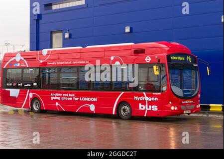 Il lancio dei nuovi autobus a idrogeno a zero emissioni inquinanti per Londra. Gli autobus progettati appositamente per il trasporto di Londra utilizzando tecnologie all'avanguardia Foto Stock