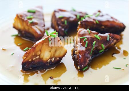 Tempeh in salsa teryaky Foto Stock