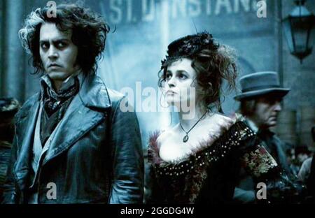 SWEENEY TODD: IL DEMONE BARBER DEL FILM FLEET STREET 2007 con Johnny Depp e Helena Bonham carter Foto Stock