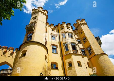 Hohenschwangau Castello, Schwangau, Koenigswinkel, strada romantica, East Allgaeu, Allgaeu, Swabia, Baviera, Germania Foto Stock