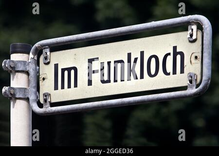Il cartello stradale im Funkloch, Wuppertal, Bergisches Land, Renania settentrionale-Vestfalia, Germania Foto Stock