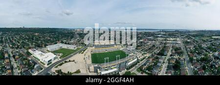 Un panorama aereo del Tim Horton Stadium di Hamilton, Ontario, Canada Foto Stock