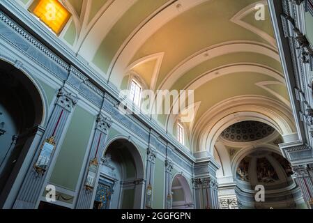 Fucecchio, Collegiata di San Giovanni Battista. Prende il nome da San Giovanni Battista e sorge sull'odierna Piazza Vittorio Veneto, sul sito di Foto Stock