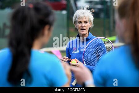 Allenatore da tennis scozzese Judy Murray. Madre dei giocatori professionisti di tennis Jamie e Sir Andy Murray Foto Stock