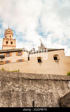 Marksburg il castello in cima alla collina è completamente conservato, non è mai stato distrutto Foto Stock