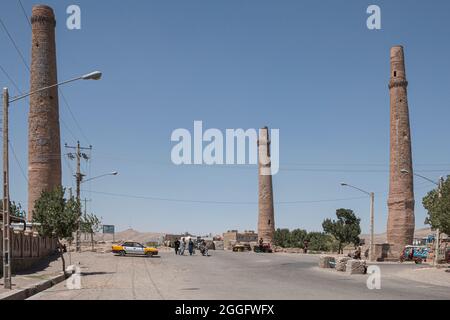 I minareti storici di Herat furono costruiti nel regno di Shahrukh Mirza nel 1438, in Afghanistan Foto Stock