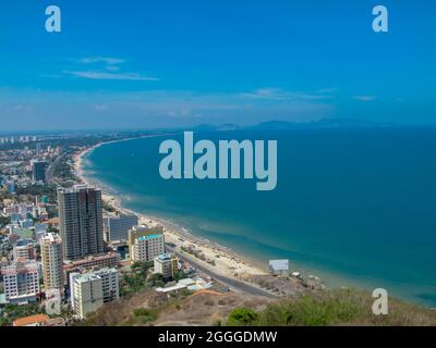 Vung Tau città e costa, Vietnam. Vung Tau è una famosa città costiera turistica nel sud del Vietnam Foto Stock