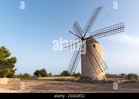 Vecchio mulino di la Mola a Formentera, Spagna. Foto Stock