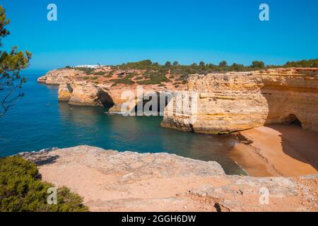 Praia da Corredoura spiaggia Algarve Portogallo Foto Stock