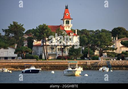 FRANCIA. GIRONDE (33) BELLISSIME VILLE DI ARCACHON Foto Stock