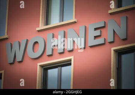 Deutsche Wohnen Gruppe, Mecklenburgische Straße, Wilmersdorf, Berlin, Deutschland Foto Stock