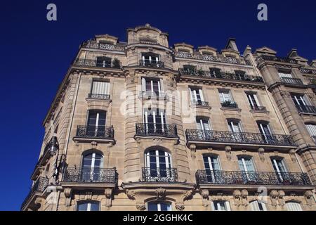 FRANCIA. PARIGI (75) 4° DISTRETTO. ILE DE LA CITE, EDIFICIO VICINO ALLA CATTEDRALE DI NOTRE DAME (QUAI DES FLEURS) Foto Stock