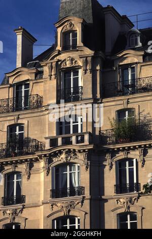 FRANCIA; HAUTS-DE-SEINE (92) NEUILLY. CHARLES DE GAULLE AVENUE Foto Stock