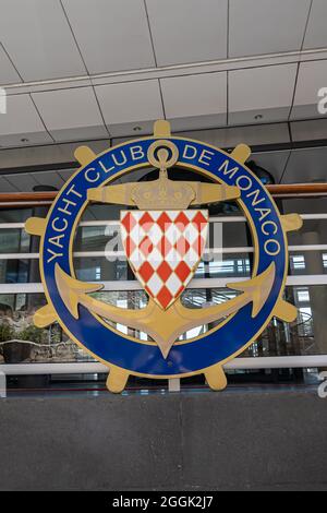 Monte Carlo, Monaco - 4 luglio 2020: Prestigiosa associazione Yacht club di Monaco Foto Stock