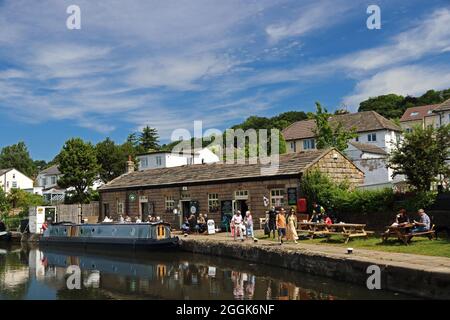 Five Rise Locks Cafe, Leeds Liverpool Canal, Bingley Foto Stock