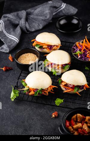 gua bao taiwanese, hamburger asiatico Foto Stock