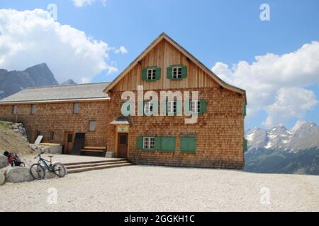 Falkenhütte 1848 m, Austria, Tirolo, Karwendel, estate, Montagne, Karwendel, catena montuosa, Monti Karwendel Foto Stock