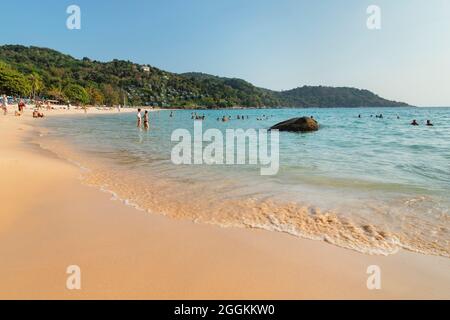 Kata noi Beach, Phuket, Mare ANDAM, Oceano Indiano, Thailandia, Asia Foto Stock